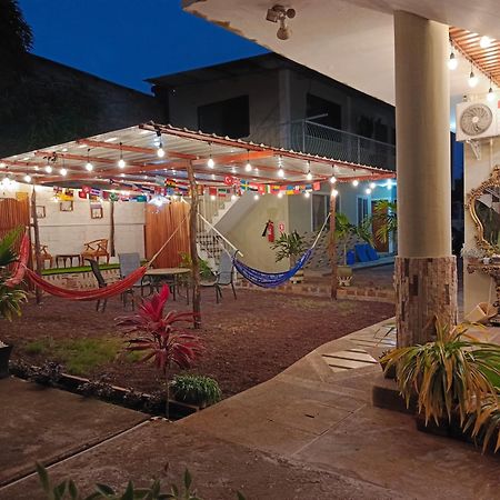Teresita'S House Suites Con Cocina Privada Puerto Baquerizo Moreno Esterno foto