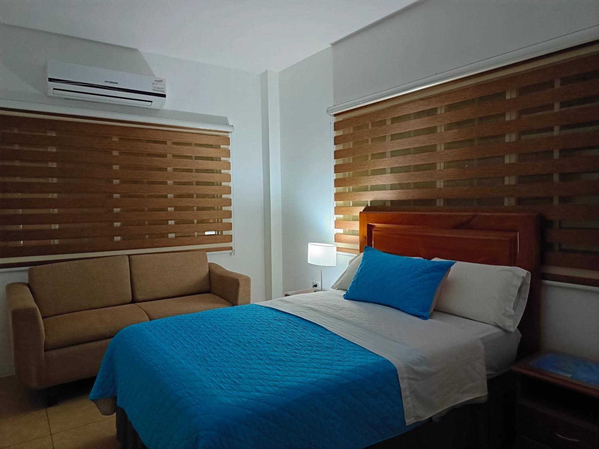 Teresita'S House Suites Con Cocina Privada Puerto Baquerizo Moreno Esterno foto