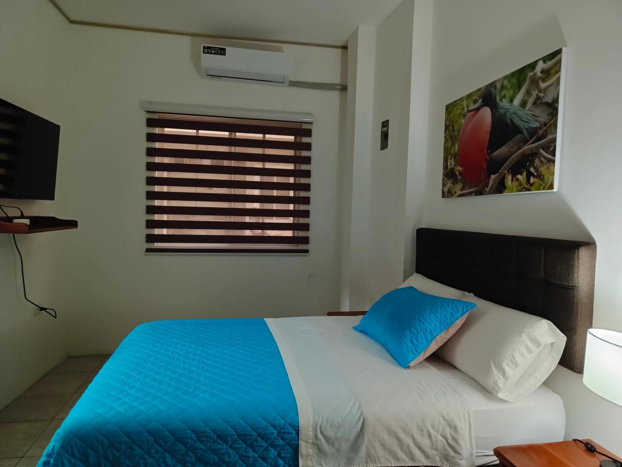 Teresita'S House Suites Con Cocina Privada Puerto Baquerizo Moreno Esterno foto