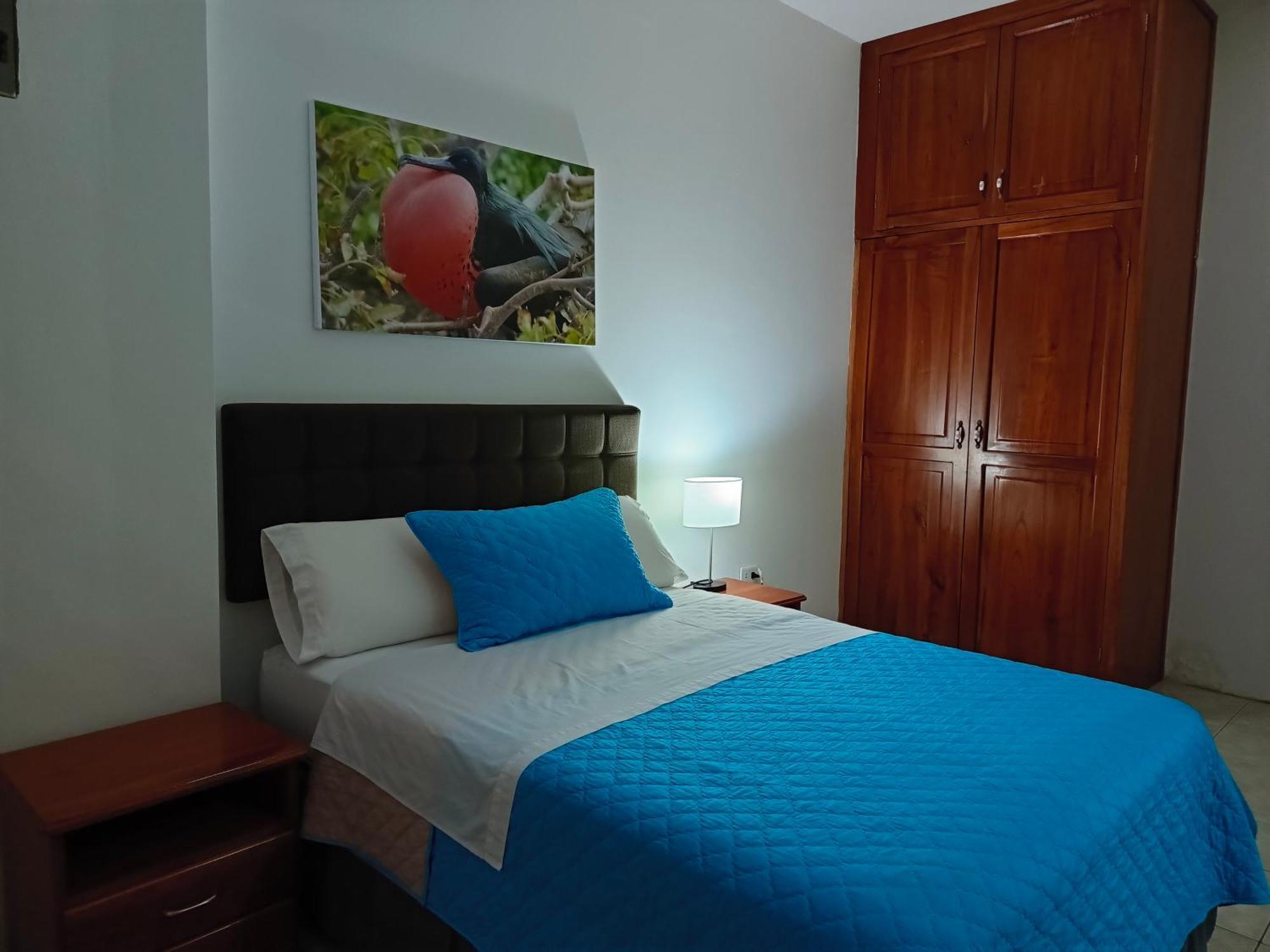Teresita'S House Suites Con Cocina Privada Puerto Baquerizo Moreno Esterno foto