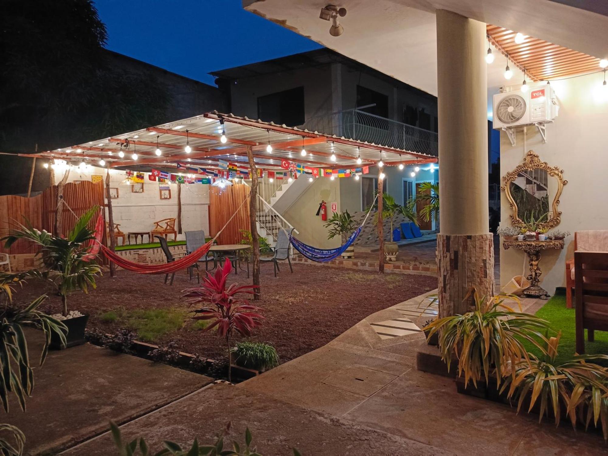 Teresita'S House Suites Con Cocina Privada Puerto Baquerizo Moreno Esterno foto