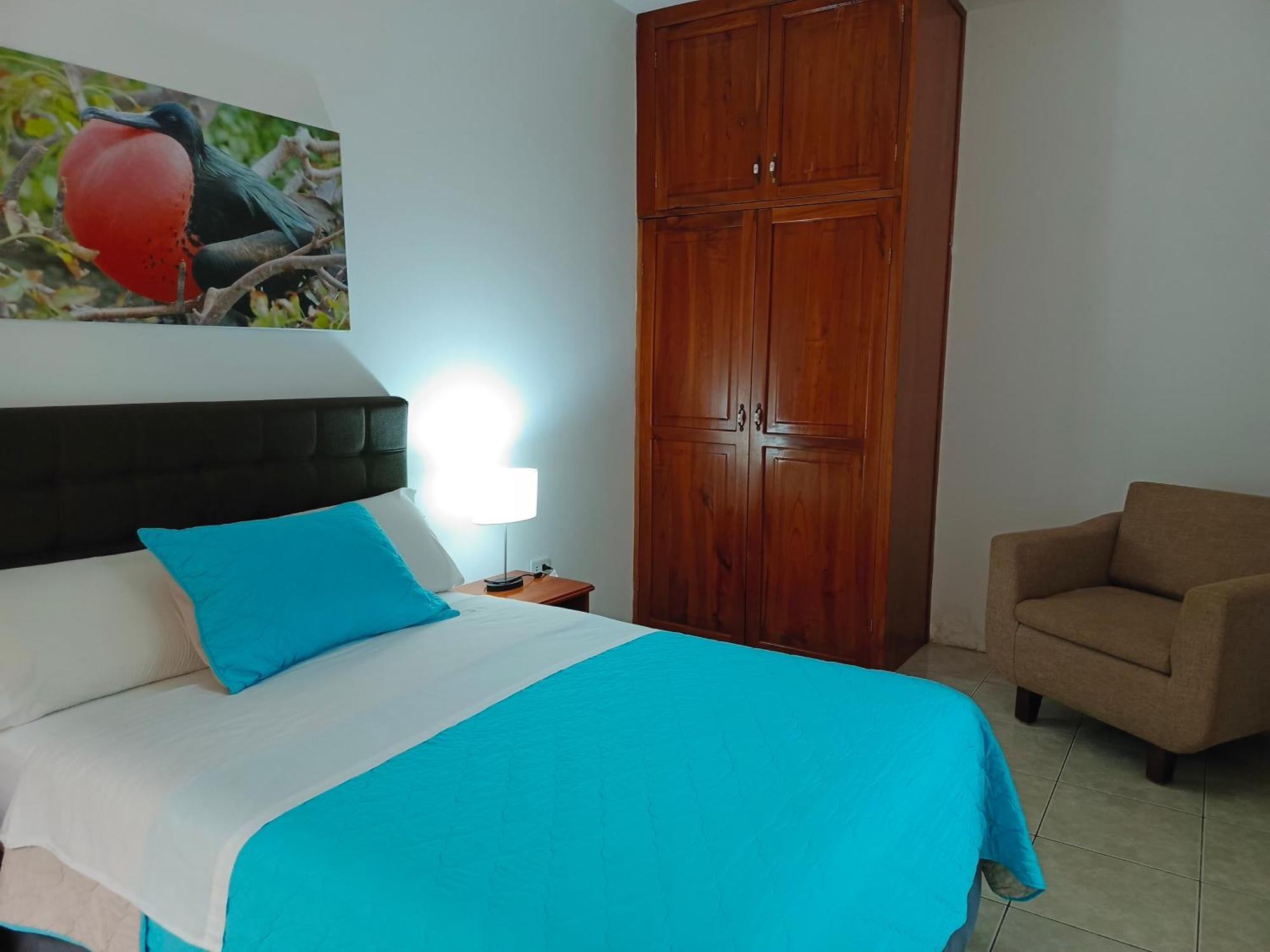Teresita'S House Suites Con Cocina Privada Puerto Baquerizo Moreno Esterno foto