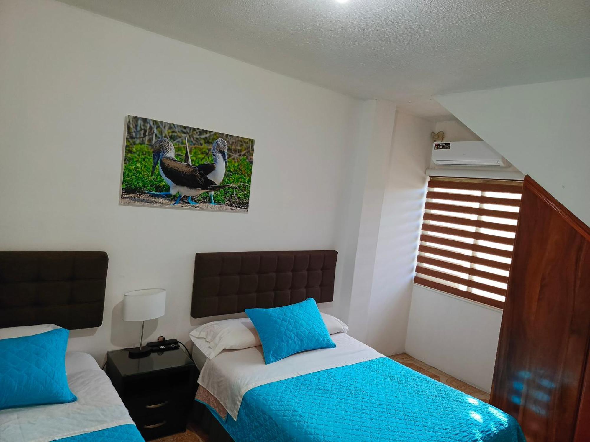 Teresita'S House Suites Con Cocina Privada Puerto Baquerizo Moreno Esterno foto