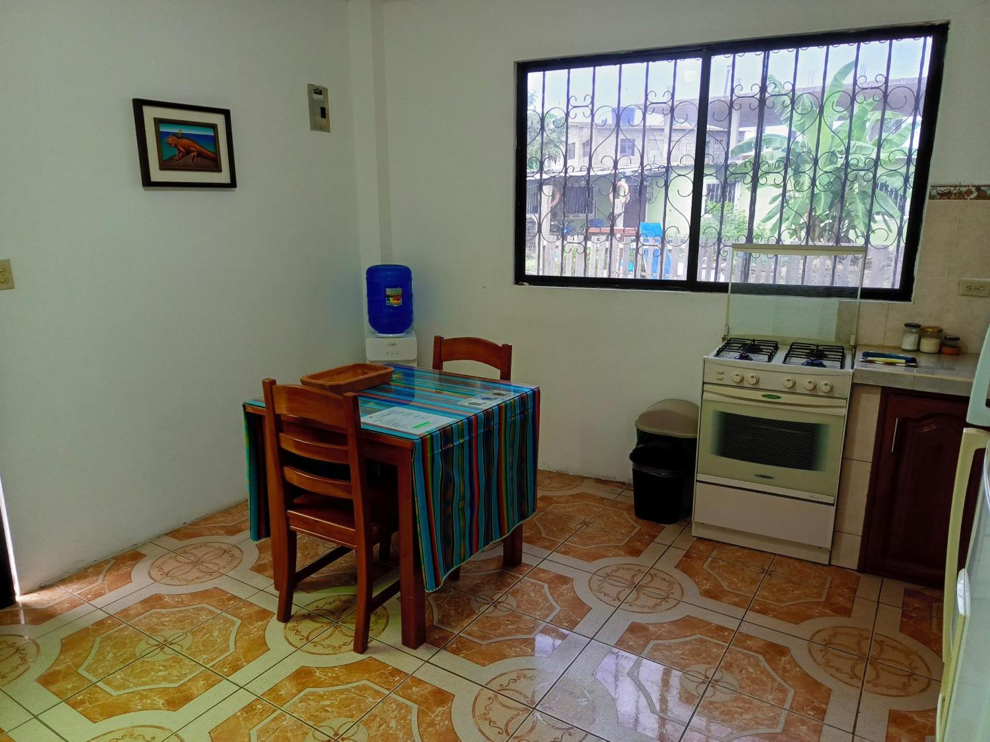 Teresita'S House Suites Con Cocina Privada Puerto Baquerizo Moreno Esterno foto
